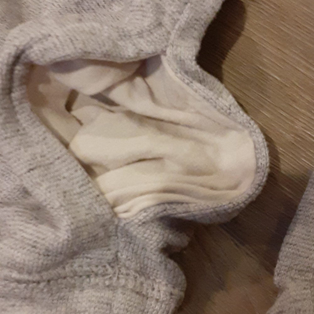 Sweater - Picture 3 of 6